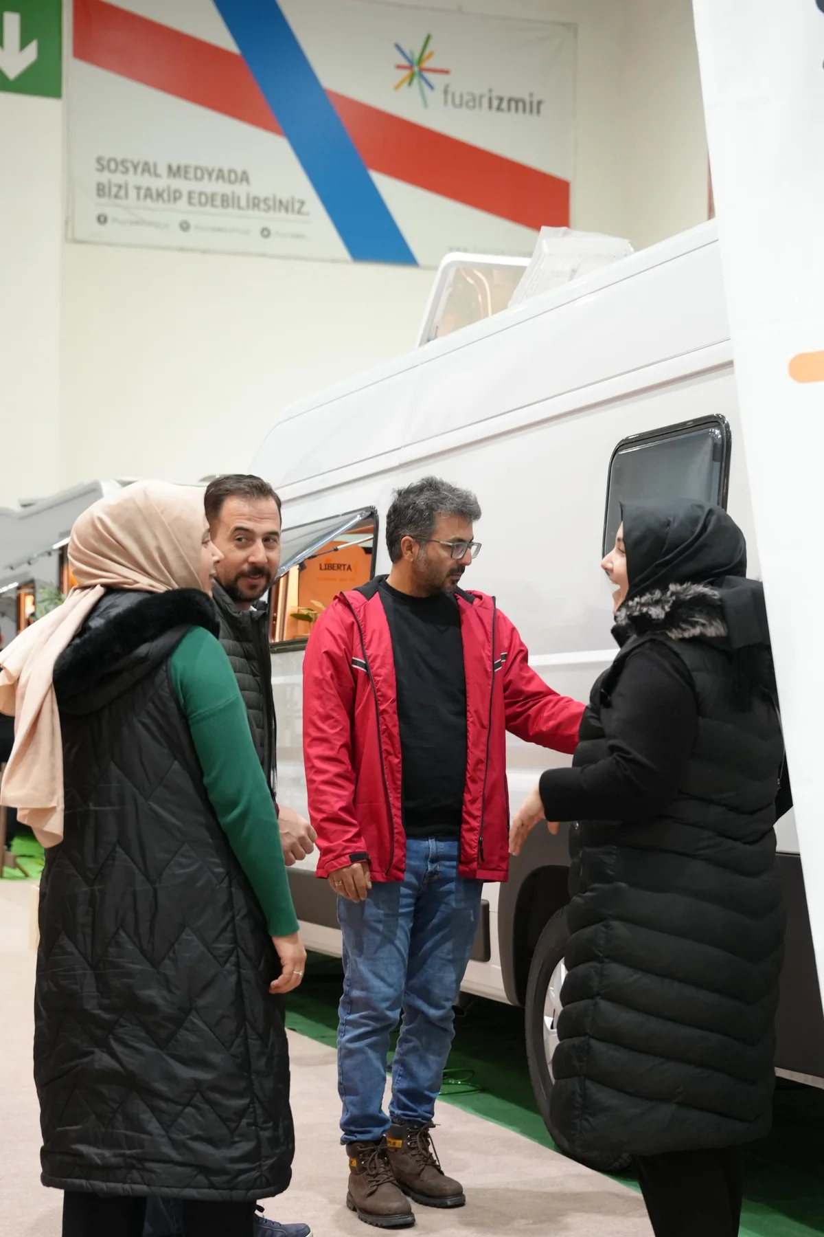 GitFest İzmir — Karavan, Tiny House ve Outdoor Fuarı — fuar alanından kare 4